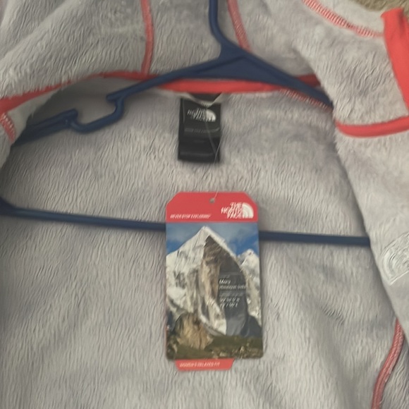 Northface banderitas hoodie - Picture 4 of 6